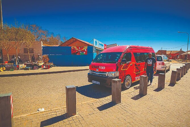 1 Day: Bus & Soweto Combo - A tight 5 to 6 hour plan that actually fits Joburg