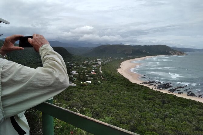 3 Day Garden Route Private Tour - Day 1: Karoo wine tasting, ostriches near Cango, and dinner in Oudtshoorn