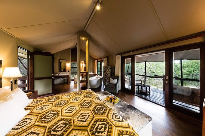 3 Day Kapama Buffalo Camp Safari - Day 3: Last Morning Game Drive, Big Breakfast, and Back to OR Tambo