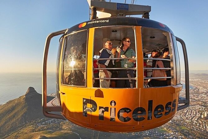 3-Day Private Guided Tour to Cape Town Top Attractions - Day 3: Castle of Good Hope, Bo-Kaap, Robben Island, City Hall, and Table Mountain