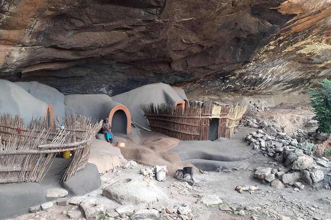 3 days Lesotho Private Tour, Sani Pass and Maletsunyana Falls - Day 1: Sani Pass, border life, a healer’s village, Bushman paintings, and Let’seng