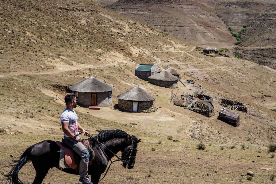 4x4 into Lesotho From Underberg - Horse Ride / Village Life - Price and Value: Is $112 Worth It?