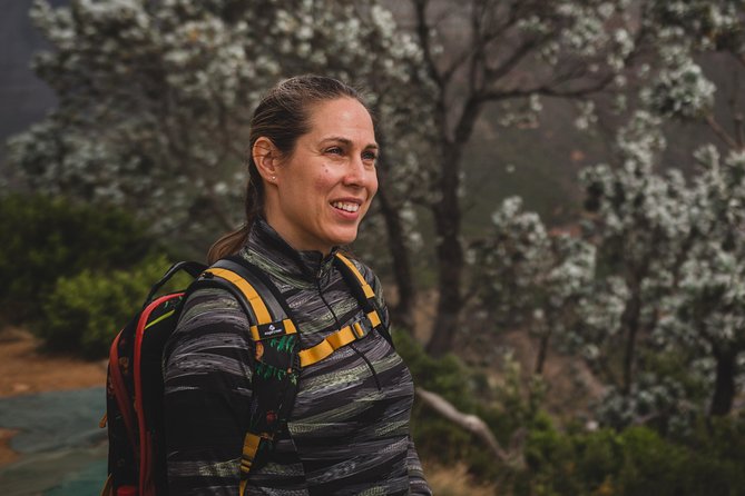 Beautiful Table Mountain Hike - Climbing time: how the guide turns the hike into a lesson