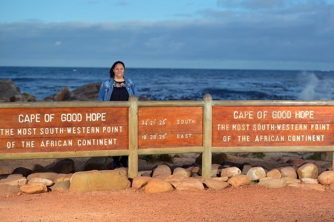 Best of Cape Town Full-Day Private Tour with Table Mountain - What your private guide actually does with your time