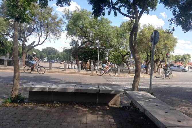 bicycle tour soweto - Orlando West High School and the 1976 student uprising story