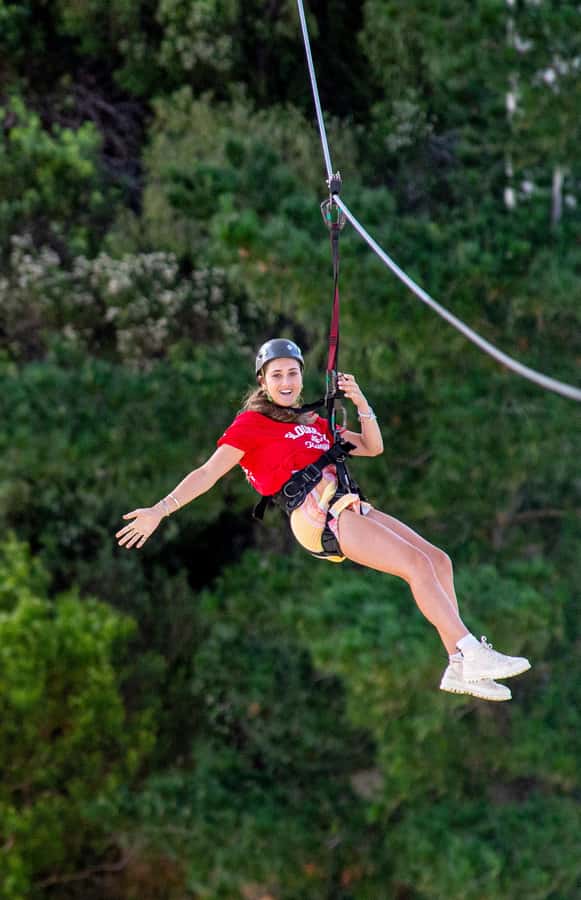 Bloukrans Bridge: Zipline, Hangout, and SkyWalk Adventure - Getting set up on the bridge: how the safety rhythm works