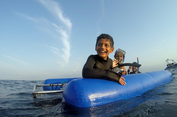 Caged and Cageless Shark Snorkelling on Durban's Aliwal Shoal - The boat ride to Aliwal Shoal, and how the sharks are brought in
