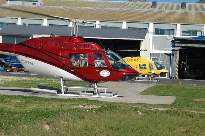 Camps Bay and Hout Bay Helicopter Tour from Cape Town - Table Mountain and the City Bowl, learning Cape Town by scale