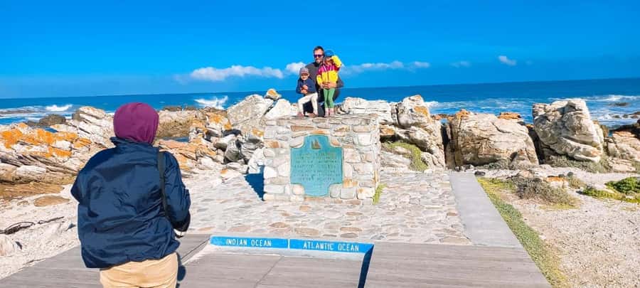 Cape Agulhas Full Day Private Tour - Hermanus Stop for Hemel-en-Aarde Wine Valley Break and Whale Season