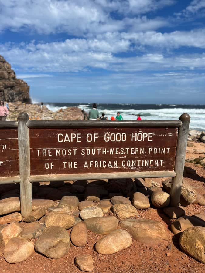 Cape of Good Hope, Chapman's Peak Drive, Penguins , Seals - Simon’s Town lunch break, then Muizenberg photo huts on the way back