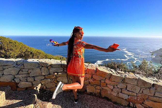 Cape Of Good Hope Instagram Small Group Tour with Penguins - Signal Hill: That Cape Town Skyline Moment