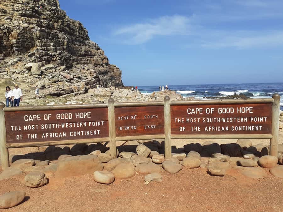 Cape of Good Hope: Sightseeing and African Penguins Tour - Chapman’s Peak and Maiden’s Cove: The Views That Set the Tone