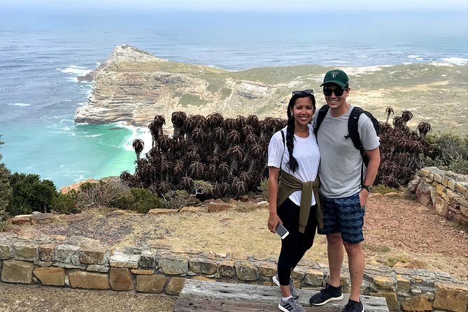 Cape Peninsula with a Marine Biologist - Boulders Beach penguins at a respectful morning pace