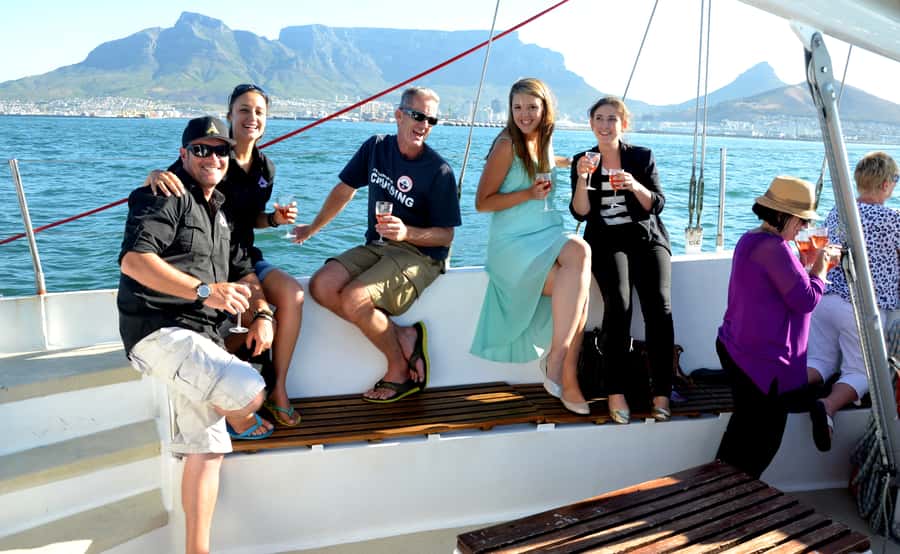 Cape Town: 1-Hour Pre-Sunset Champagne Cruise - Where You Meet at V&A Harbour (And How to Not Miss the Boat)