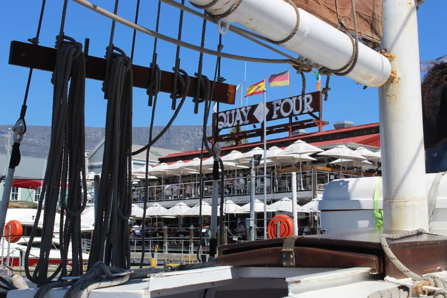 Cape Town: 1 Hour Table Bay Sailing Tour - Who This Trip Fits Best (And Who Might Want More Time)