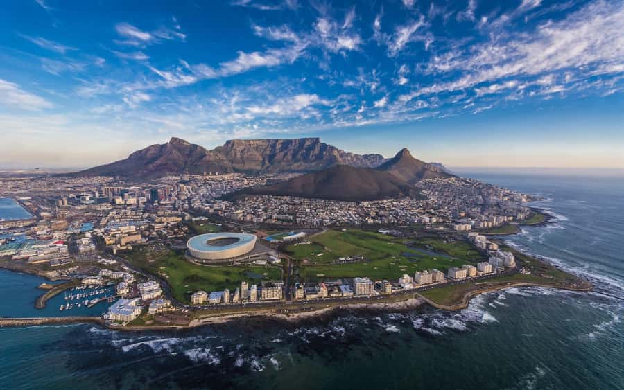 Cape Town: 20-Minute Helicopter Flight and Free Harbour Tour - What you’ll see from the air: Table Mountain to Hout Bay and back