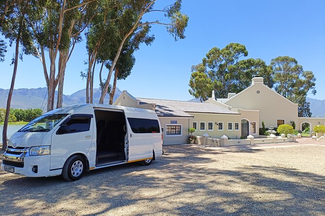 Cape Town Airport Private minivan Service - Meet and greet setup at Cape Town International Airport
