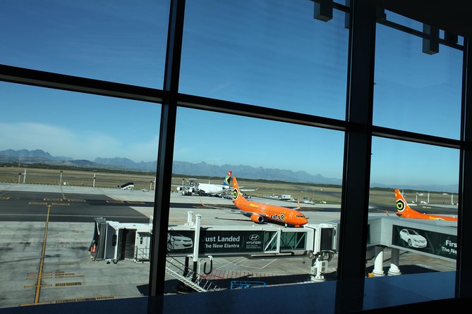 Cape Town Airport Private Transfer - The Drive In: Direct to Your Hotel, No Detours