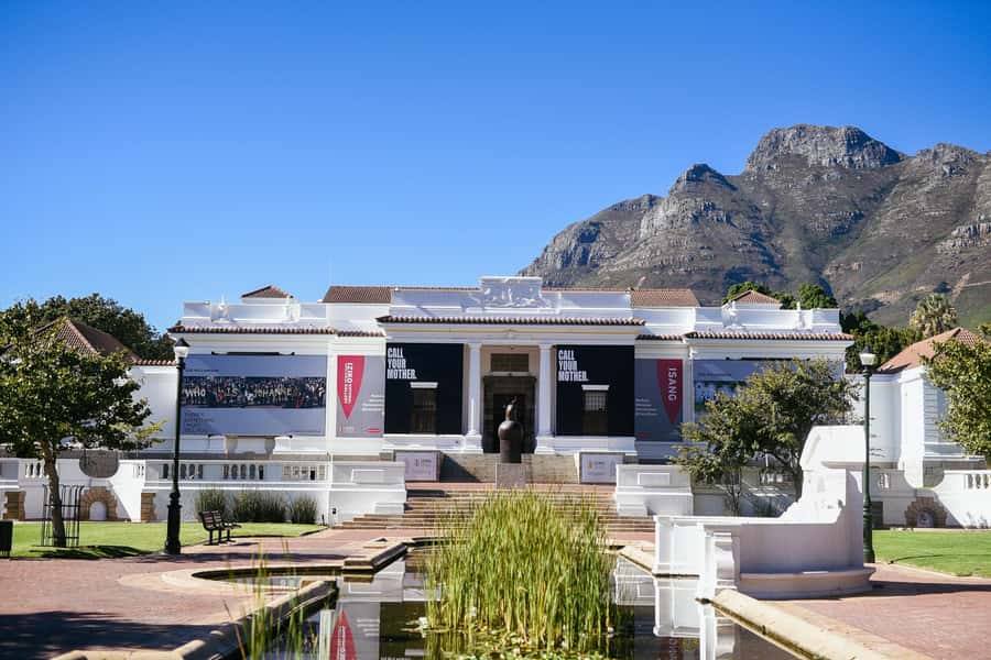 Cape Town: Art, Culture & History Walking Tour - What to bring and how to walk smart in central Cape Town