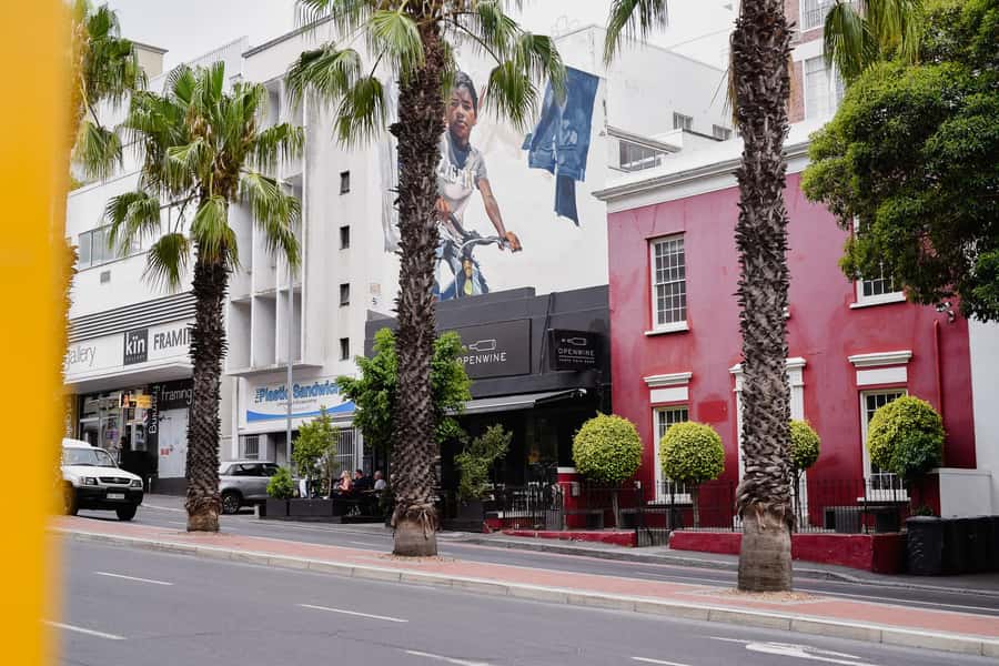 Cape Town: Art, Culture & History Walking Tour - The local guide matters more than the list of stops