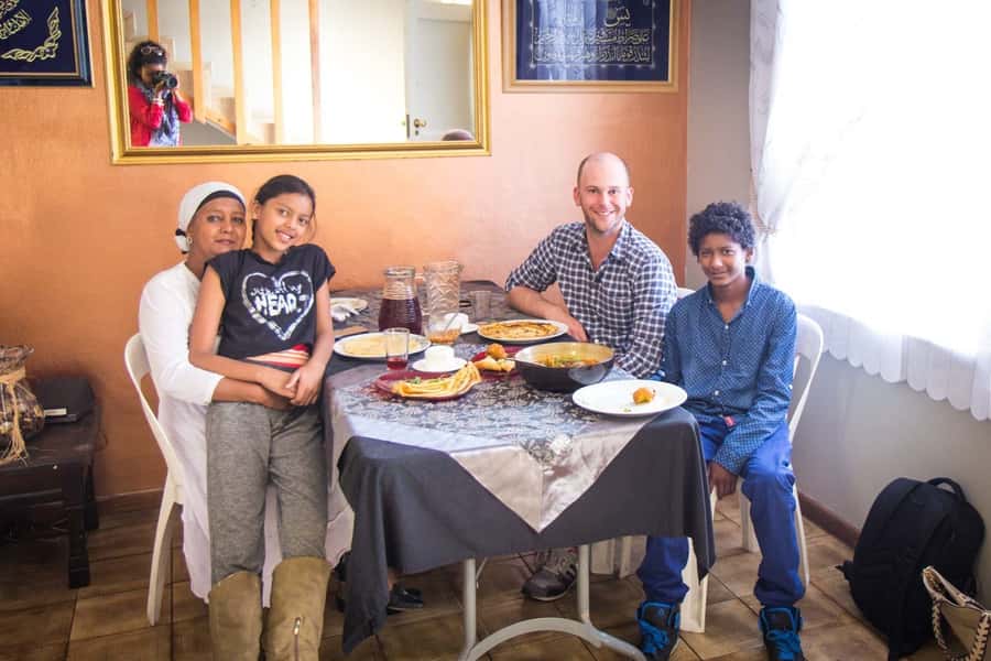 Cape Town: Bo-Kapp Walking Tour and Malay Cooking Class - Bo-Kaap on Foot, Then Cape Malay in Your Hands