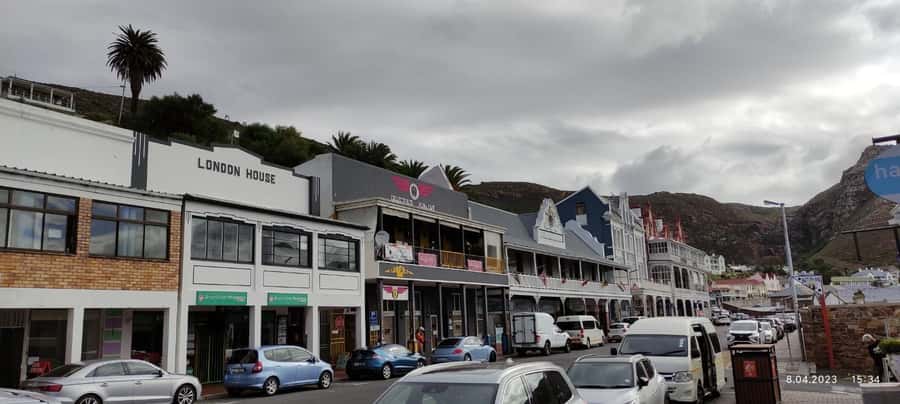 Cape Town: Cape of Good Hope, Penguins Instagram Group Tour - Cape of Good Hope: the sign moment plus the entrance fee reality
