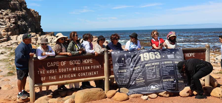 Cape Town: Cape Peninsula & Table Mountain Private Day Trip - Table Mountain cable car: the views you came for, plus a chance to breathe