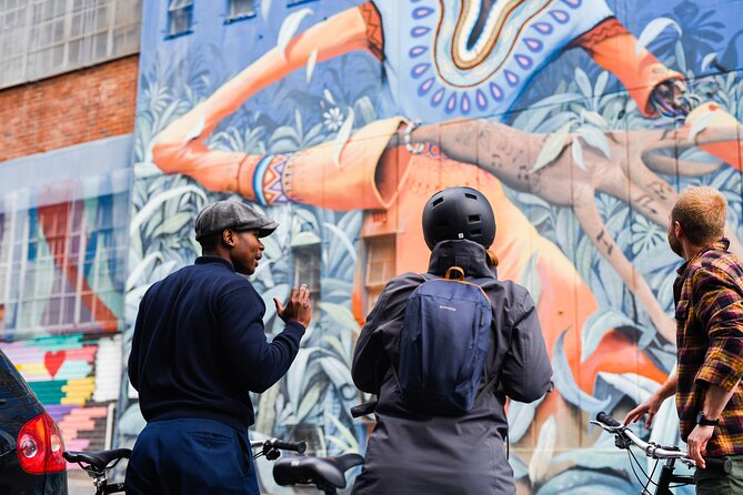 Cape Town City and Woodstock Bicycle Tour - Grand Parade and the Mandela moments on public square time