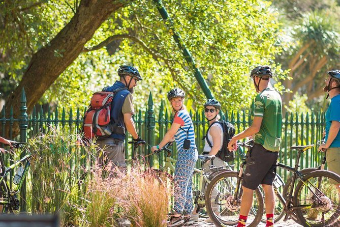 Cape Town City Cycling Tour - Meeting at the V&A Waterfront, start easy, end easy