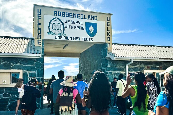Cape Town City Highlights & Table Mountain Tour - Robben Island: The Nelson Mandela Gateway and Why the Timing Matters