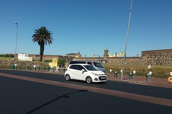 Cape Town City Tour Camps Bay Beach Plus Table Mountain Ticket - Signal Hill for bird’s-eye views and paragliding timing
