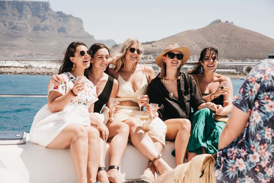 Cape Town: Coastal Cruise & 14-piece Sushi Meal - Who should book this Cape Town cruise and sushi combo