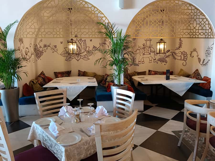 Cape Town: Coastal Cruise & 2-Course Lunch Combo - Lunch at City Grill or Raj: Two Courses, Limited Choice, Real Waterfront Setting