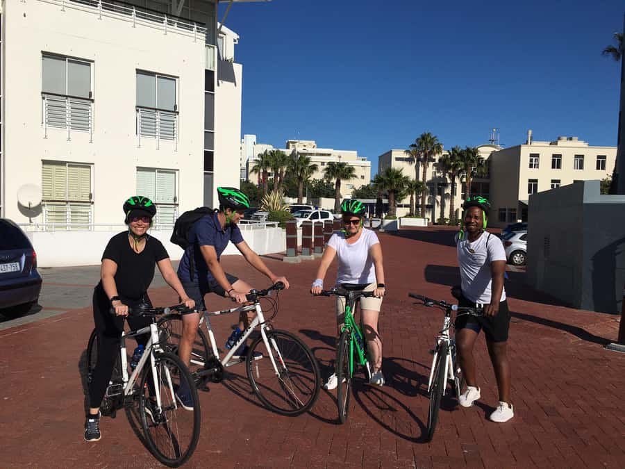 Cape Town Guided City Cycling Heritage Tour - Private Tour - Why this private cycling heritage tour is such a smart first-day plan