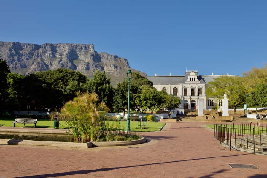 Cape Town: Guided Half-Day City Tour with Table Mountain - Table Mountain options, cable car if weather allows, Table View if it does not