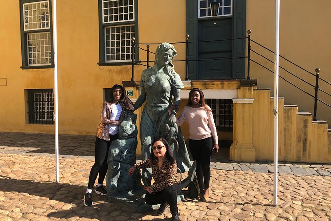 Cape Town Half Day City Tour with Table Mountain ticket - Bo-Kaap photo time, Cape Malay Quarter stories, and optional food