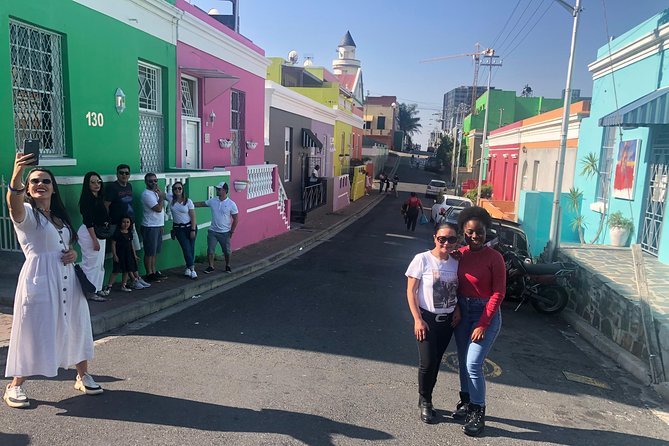Cape Town Half Day City Tour with Table Mountain ticket - Noon Day Gun on Signal Hill for sea views and Cape Town timing