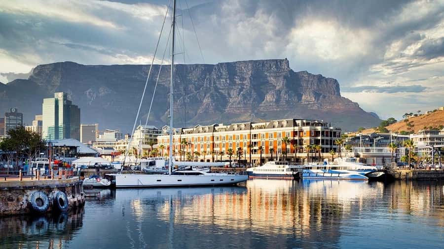 Cape Town: Half-Day e-Bike City Tour - Cape Town on an e-bike: why this route makes sense