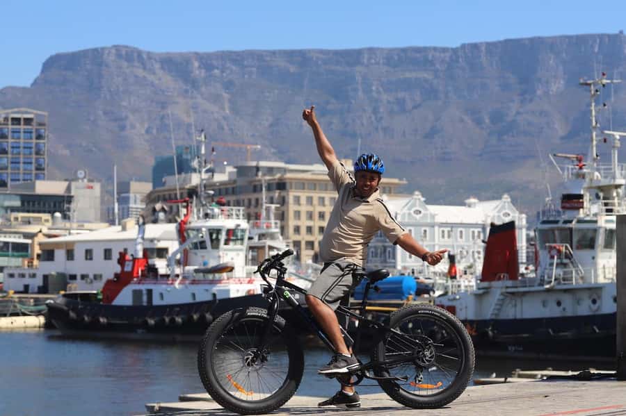 Cape Town: Half-Day e-Bike City Tour - Bo-Kaap: get your colors and your photos, without losing the rest of the day