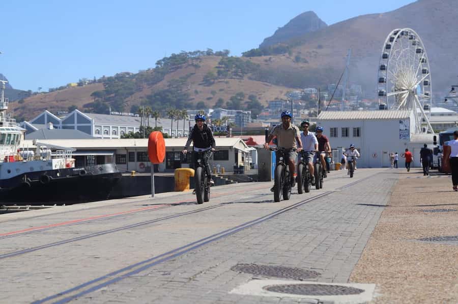Cape Town: Half-Day e-Bike City Tour - V&A Waterfront: an easy win for variety and practical Cape Town energy