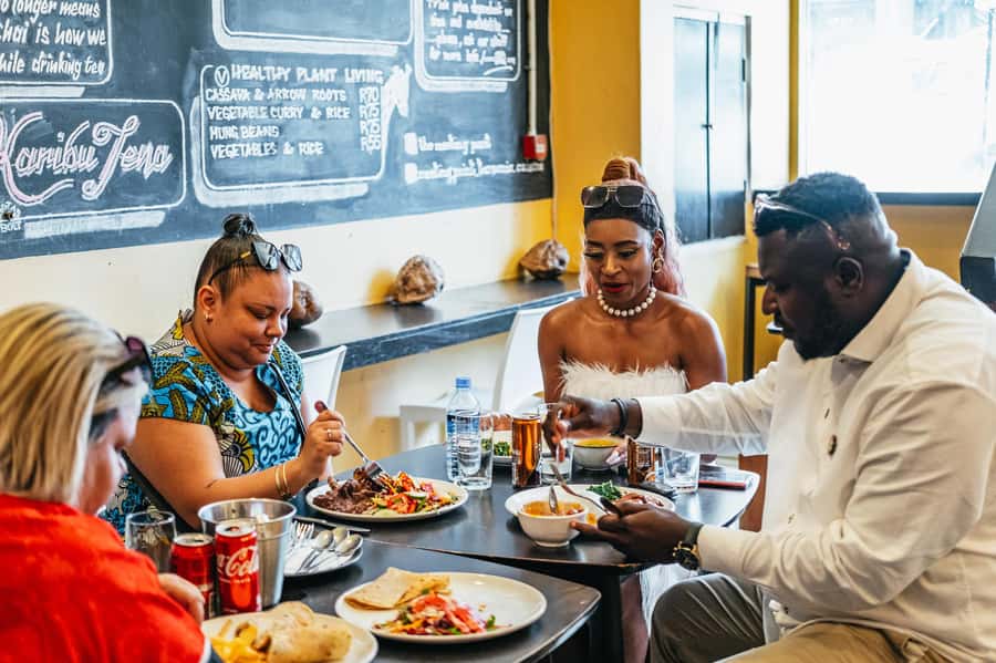 Cape Town: Half-Day Walking City Tour and African Lunch - Small-Group Comfort With Mercedes-Benz Transport (or Similar)
