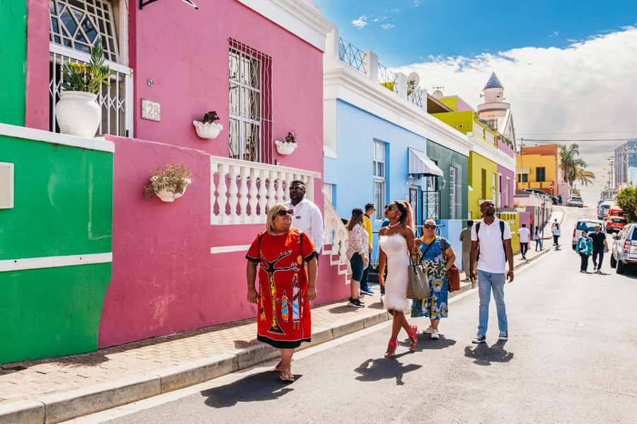 Cape Town: Half-Day Walking City Tour and African Lunch - Starting at the Bartolomeu Dias Monument, Then Moving Into City Core