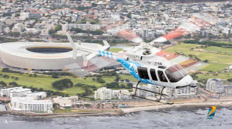 Cape Town: Hopper Helicopter Flight - Clifton, Camps Bay, and the Twelve Apostles Coastline Angle
