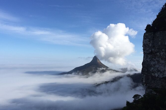Cape Town: Kasteelspoort Hike on Table Mountain - Through fynbos valleys, where the guide makes the plants click