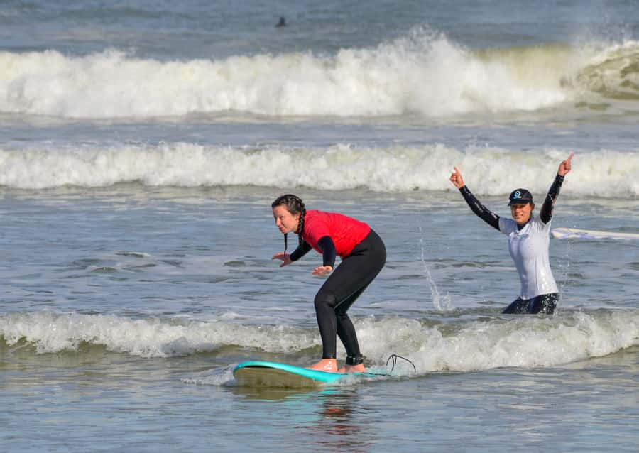 Cape Town:Learn to surf with the best view of Table Mountain - What to bring, what to wear, and how to avoid the “I forgot X” problem