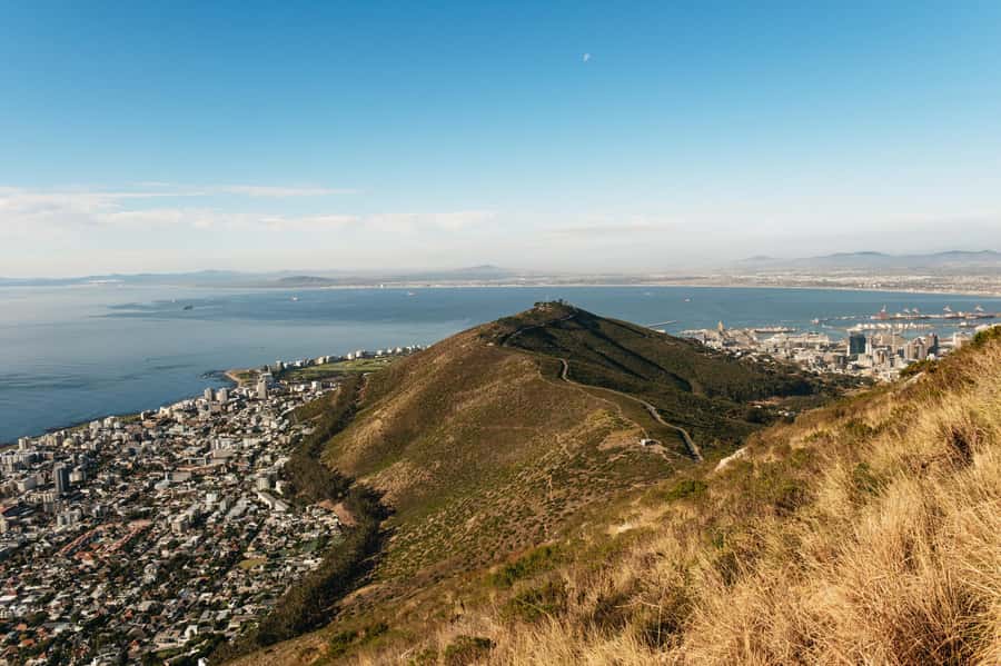 Cape Town: Lion's Head Guided Hike at Sunset - The return down: what to bring so you stay comfortable after dark