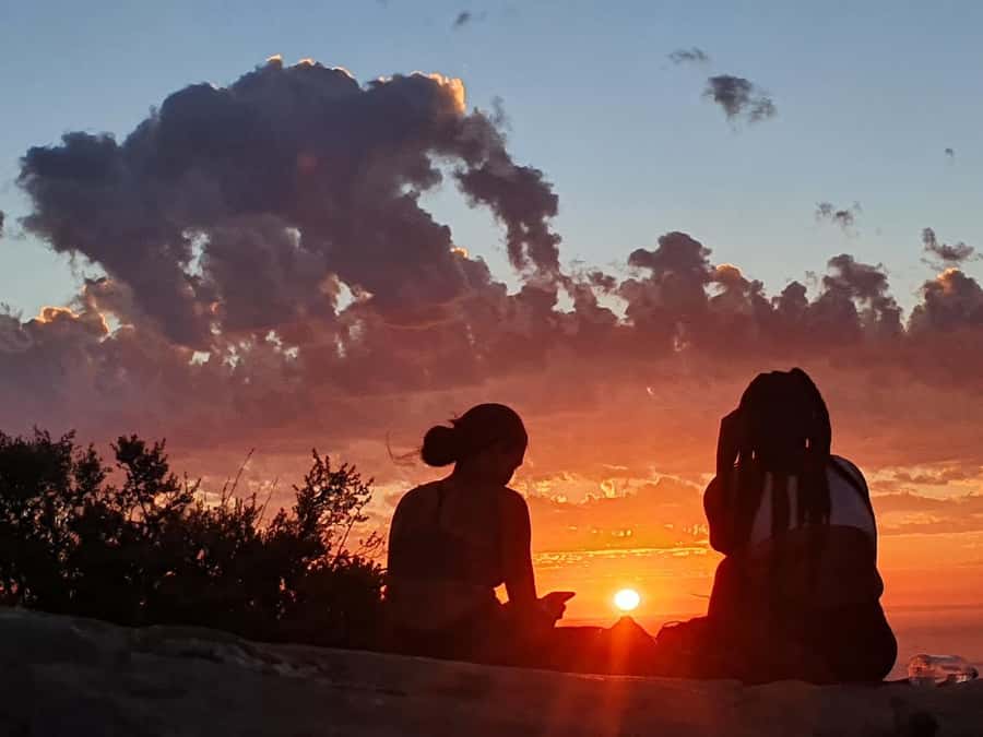 Cape Town: Lion's Head Sunrise or Sunset Hike - The Trail Reality: Moderate Fitness, Intermediate Skill, and Comfort With Heights