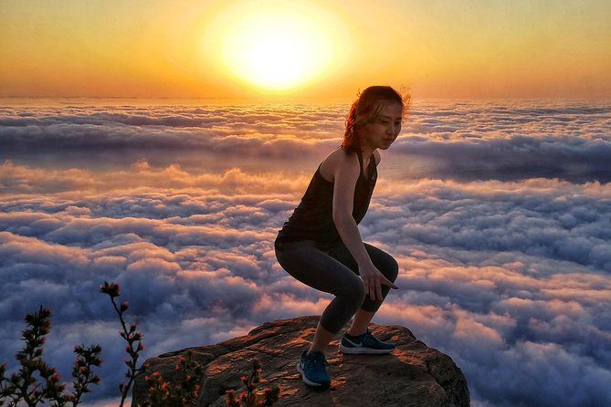 Cape Town: Lion's Head Sunrise/Sunset Hike - What’s included, and what you should bring anyway