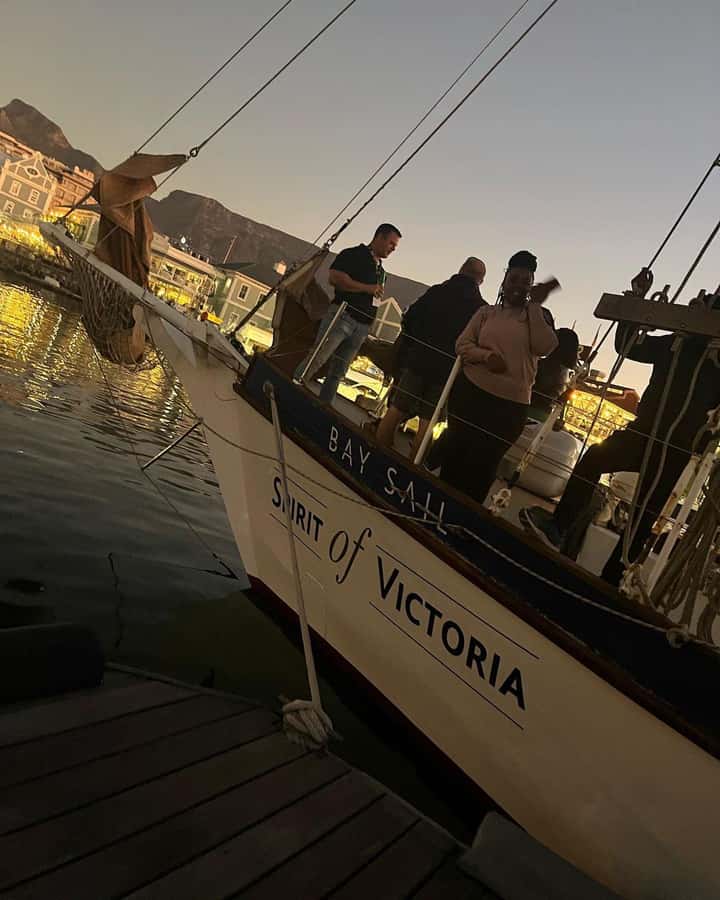 Cape Town: New Year's Eve Fireworks Cruise - Midnight Fireworks: How You Get a Water-Based Front-Row View