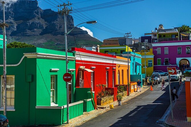 Cape Town Private Group Tour to Cape of Good Hope and Boulders Penguins Colony - Start in Cape Town Central, then get your bearings fast